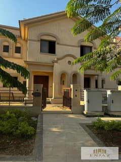 villa for sale in Madinaty design F3, town house, wide garden view, payment facilities, area (200 sq)