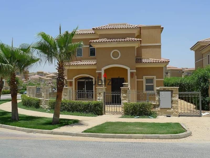 For sale, an independent villa of 452 square meters in Stone Park, New Cairo, in installments, next to Katameya Heights 10