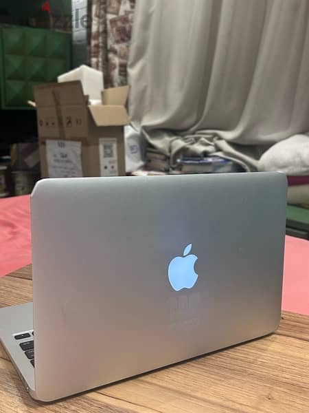 Apple MacBook Air with original Apple charger 5