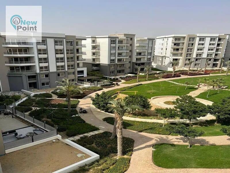 Invest or live by owning an apartment in the most prestigious compound in New Cairo Hyde Park Compound 4