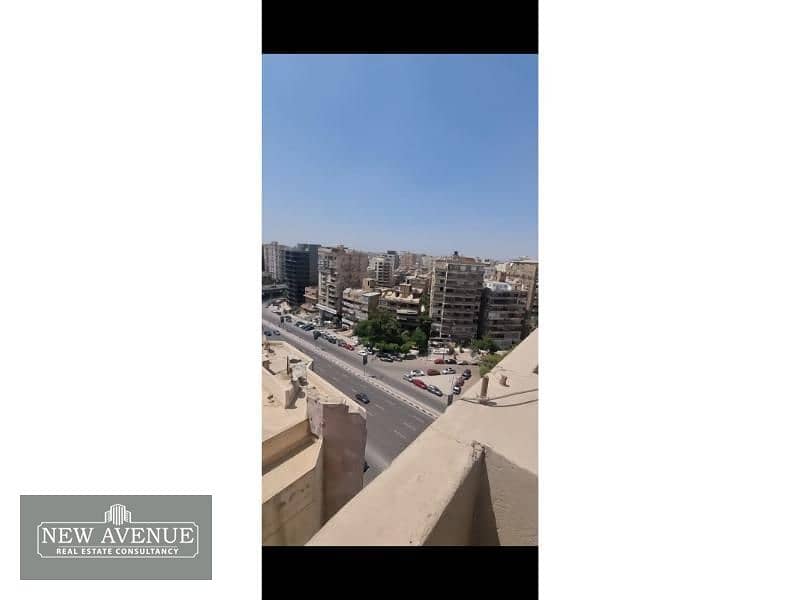 Apartment with roof in masr el gedida thawra street 2