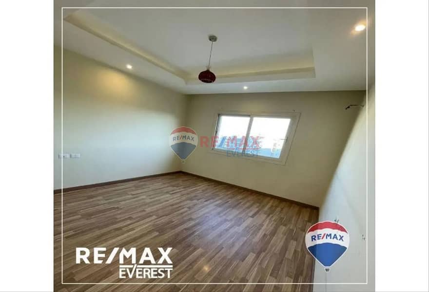 Resale Apartement for sale in The Address - ElSheikh Zayed 5