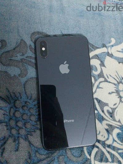 ايفون xs max