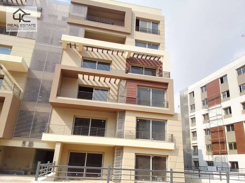 Fully finished apartment for sale, 128 sqm bahary with garden directly on the Lagoon in Palm Hills Compound, New Cairo. 10