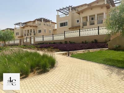 For sale townhouse in Hyde Park Compound next to Central Park, Mall and Hyde Out installments 8 years