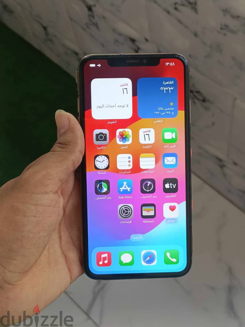 IPhone Xs max 64 giga gold بيع بدل 1