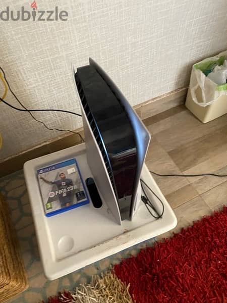 ps5 used for 2 months good condition with 2 controllers and fifa 23 2