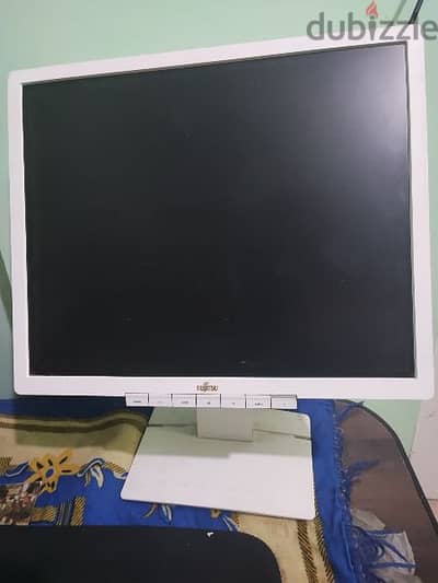 شاشة Fujitsu FHD 24 بوصة وارد الخارج