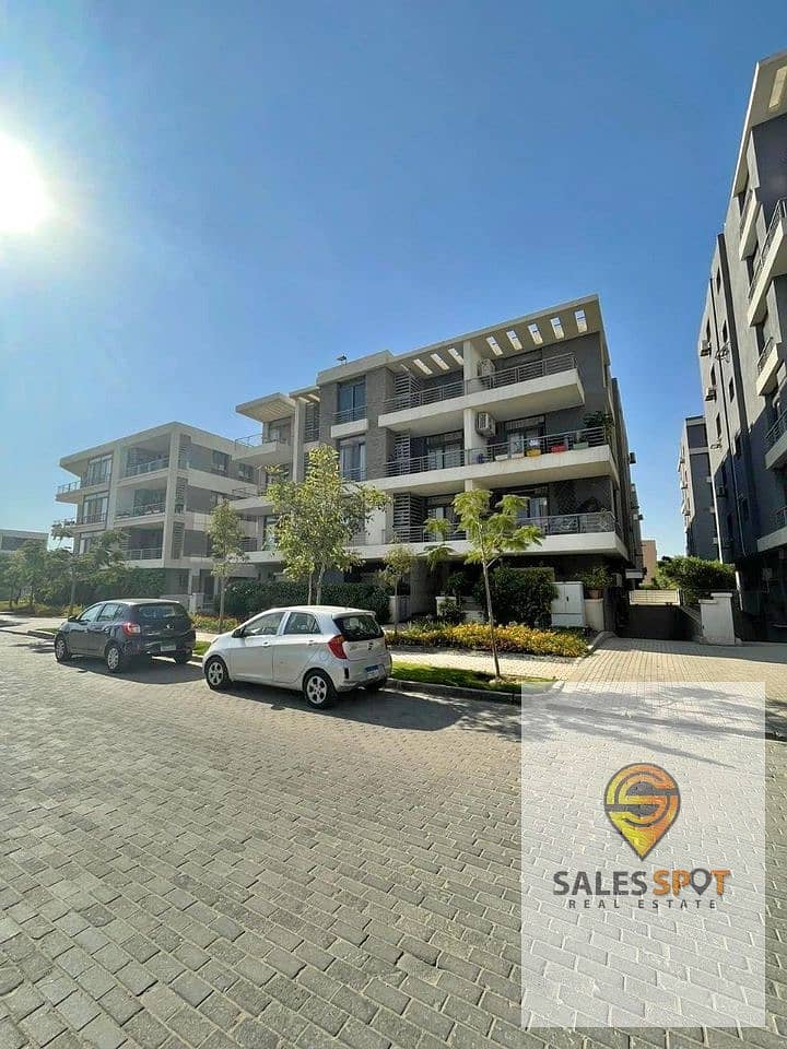 In Taj City Compound, own a 133-meter apartment in a distinguished location in front of Cairo Airport and minutes from Nasr City, and also with a 42% 5