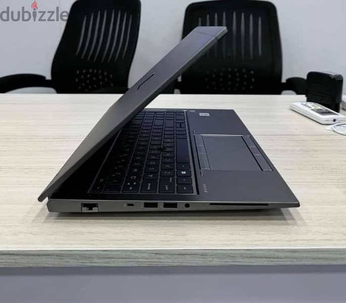 HP zbook fury 15 G7 1