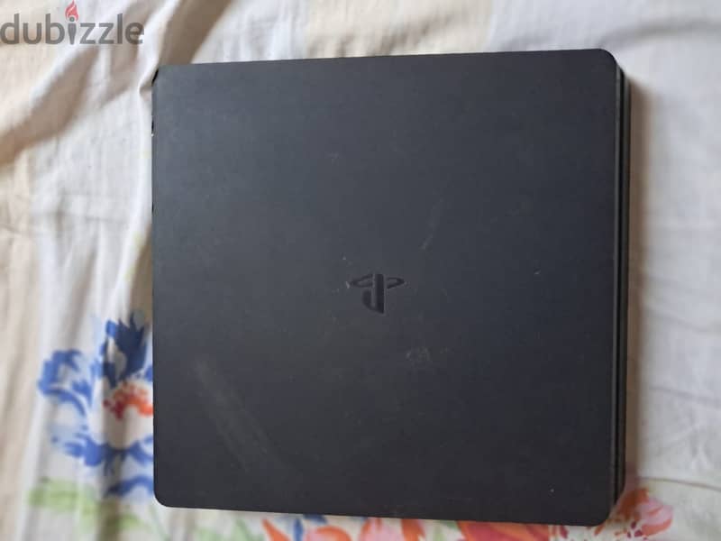 PS4 Slim 0