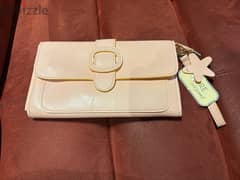 شنطه clutch جديده ال الوان ازرق وسيمون