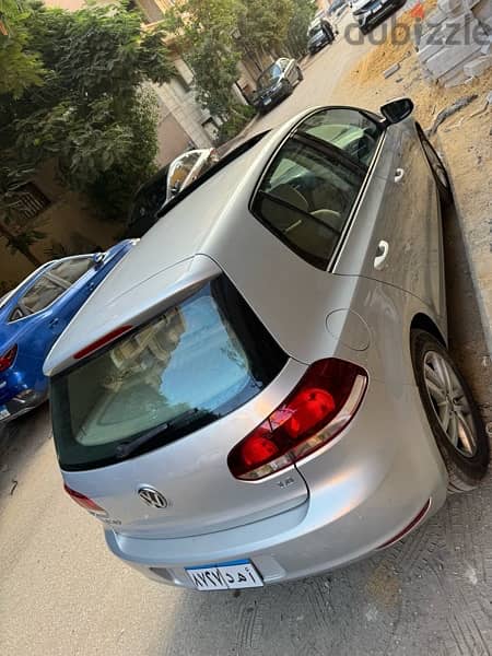 Volkswagen Golf 2010 3