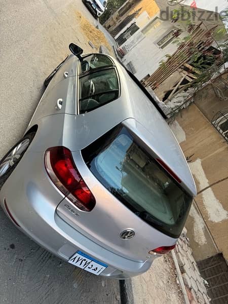 Volkswagen Golf 2010 4