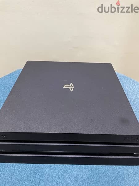 ps4 pro used 1tera 0