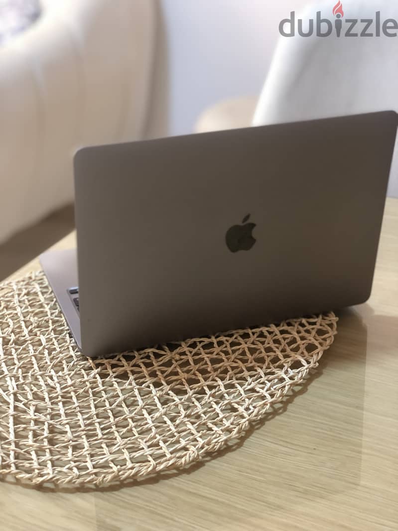 MacBook Pro (2020) - Space Gray 13.3 Inches 5