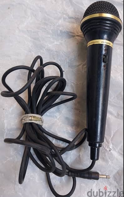 للبيع ميكروفون ايوا  Cardioid Dynamic Microphone  بسعر @ 150 جم 2