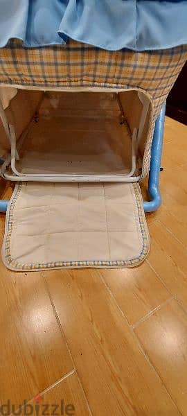 baby crib, barely used for a few months 12