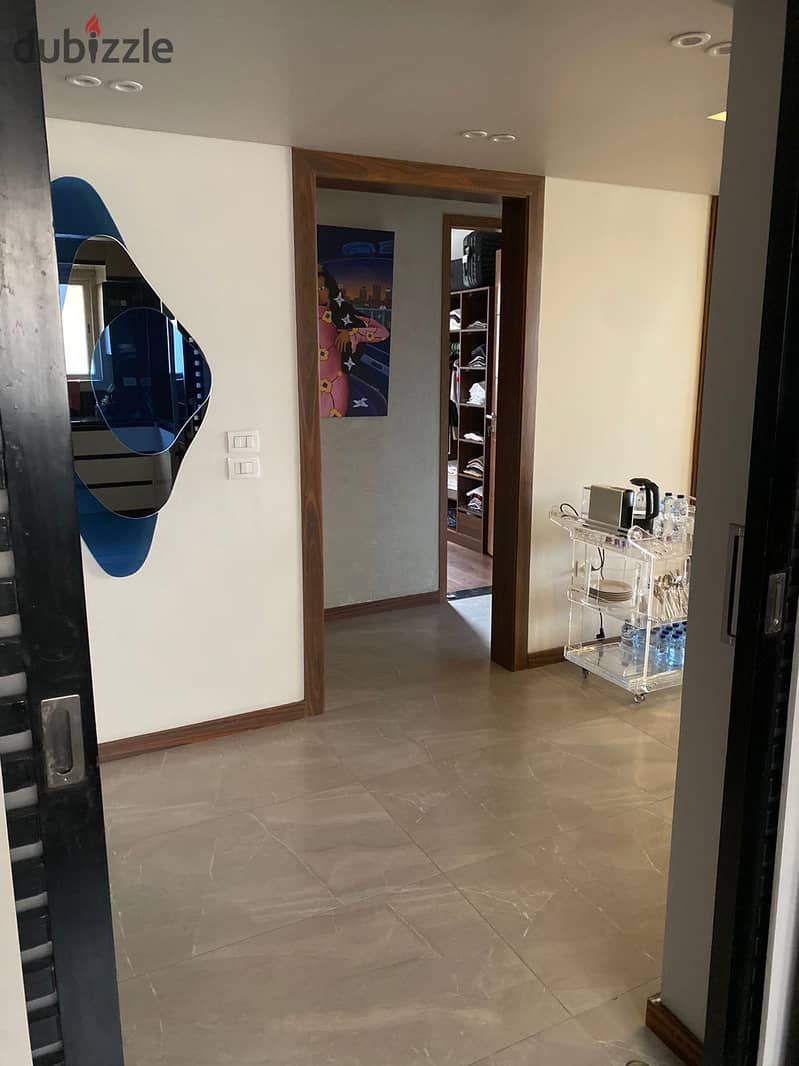 Apartment for sale in October, New Giza Compound, Karnal, with appliances, air conditioners and kitchen 8