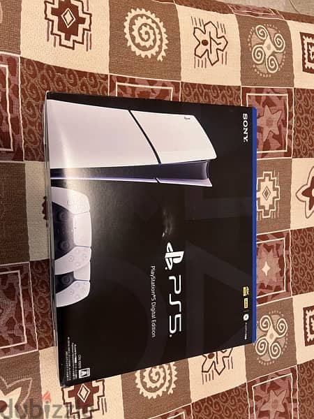 ps5 slim digtal japan version  1T with stand  and wireless charger 5