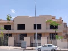 Your apartment is in a villa on the main street in Sheikh Zayed, Al Bustan Street. The apartment is 245 square meters.