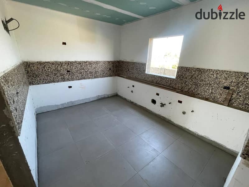 Luxurious Apartment for Sale in the Heart of Sheikh Zayed 10