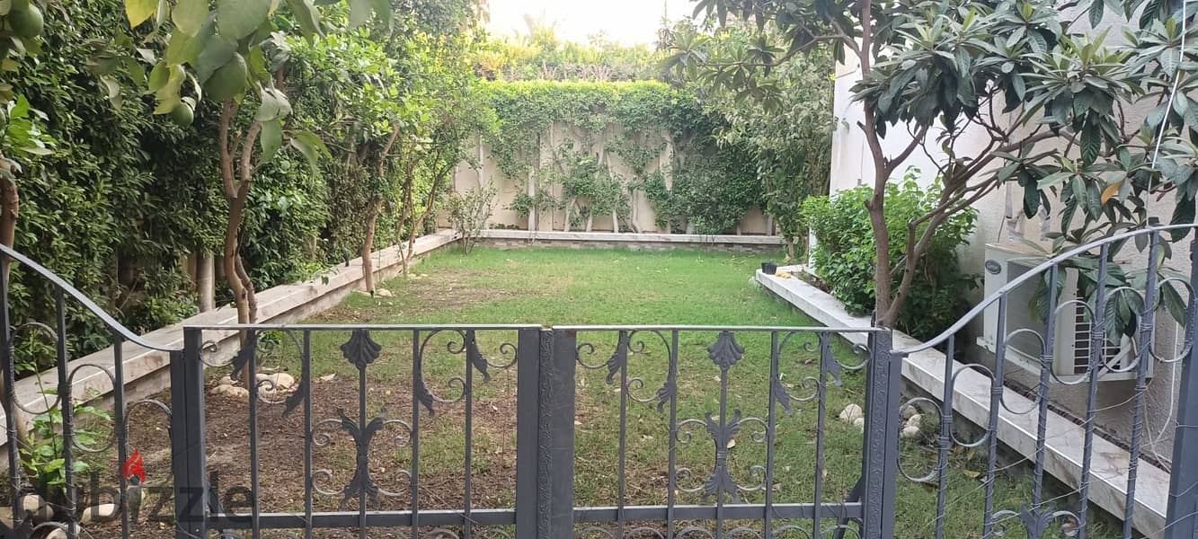 for sale townhouse corner hadayek el mohndsen compound prime location inside the compound 10