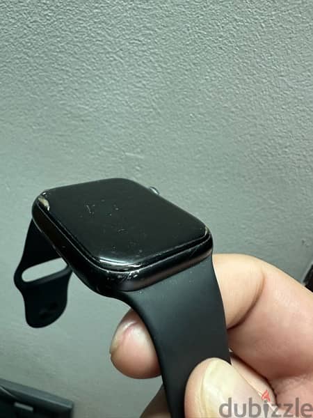 Apple Watch Series 5 - Battery 88% 3