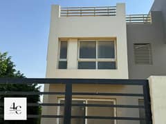 Twinhouse modern for sale 279m bahri view landscape 0