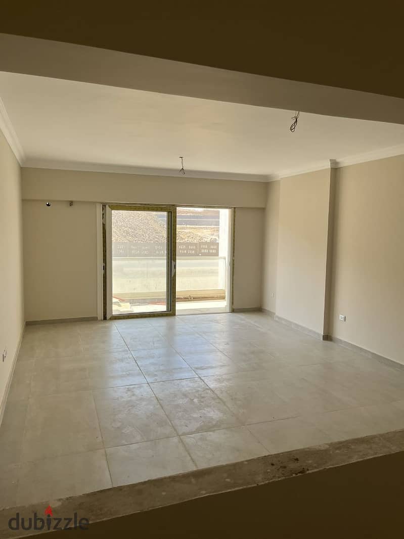 For rent in compound Mountain View Icity New Cairo, Apartment 2 bed 6