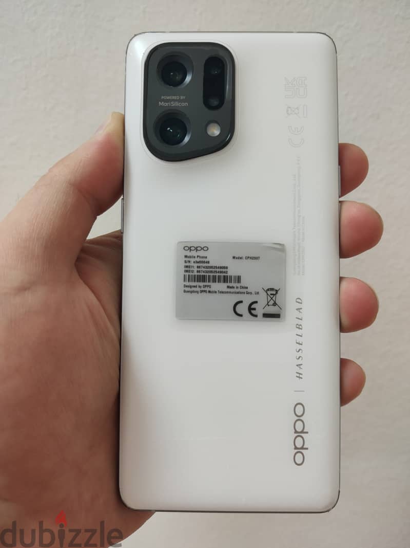 اوبو فلاج شيب بحالة الزيرو بجميع مشتملاتة 256 جيجا رام 8 Oppo find x5 4