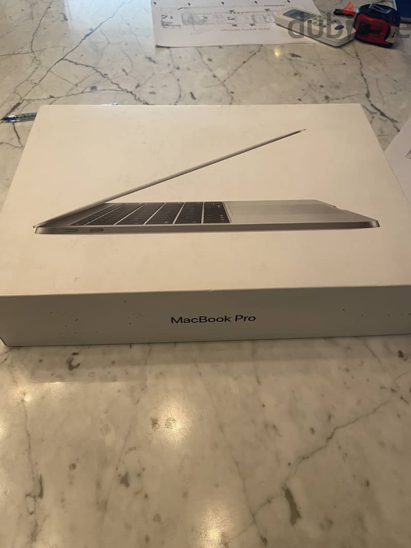 Apple used macbook pro 2017. 2