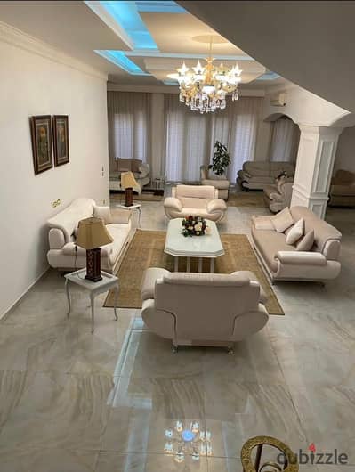 استلم Town House  متشطب بالكامل في المستقبل سيتى بخصم %25 دقائق الى كل المحاور الرئيسية طريق السويس, و الدائرى الاوسطى,محور الامل بالتقسيط حتي 7  سنين