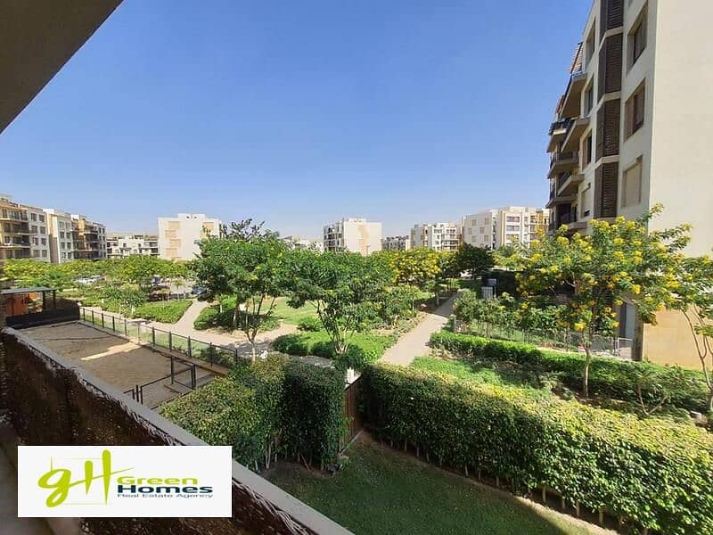 Penthouse 274m with amazing price in Eastown New Cairo 3