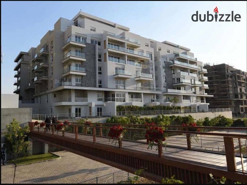 Receive your apartment now in Mountain View iCity Settlement, with a very special view, minutes from the American University and minutes from Mostaqba 2