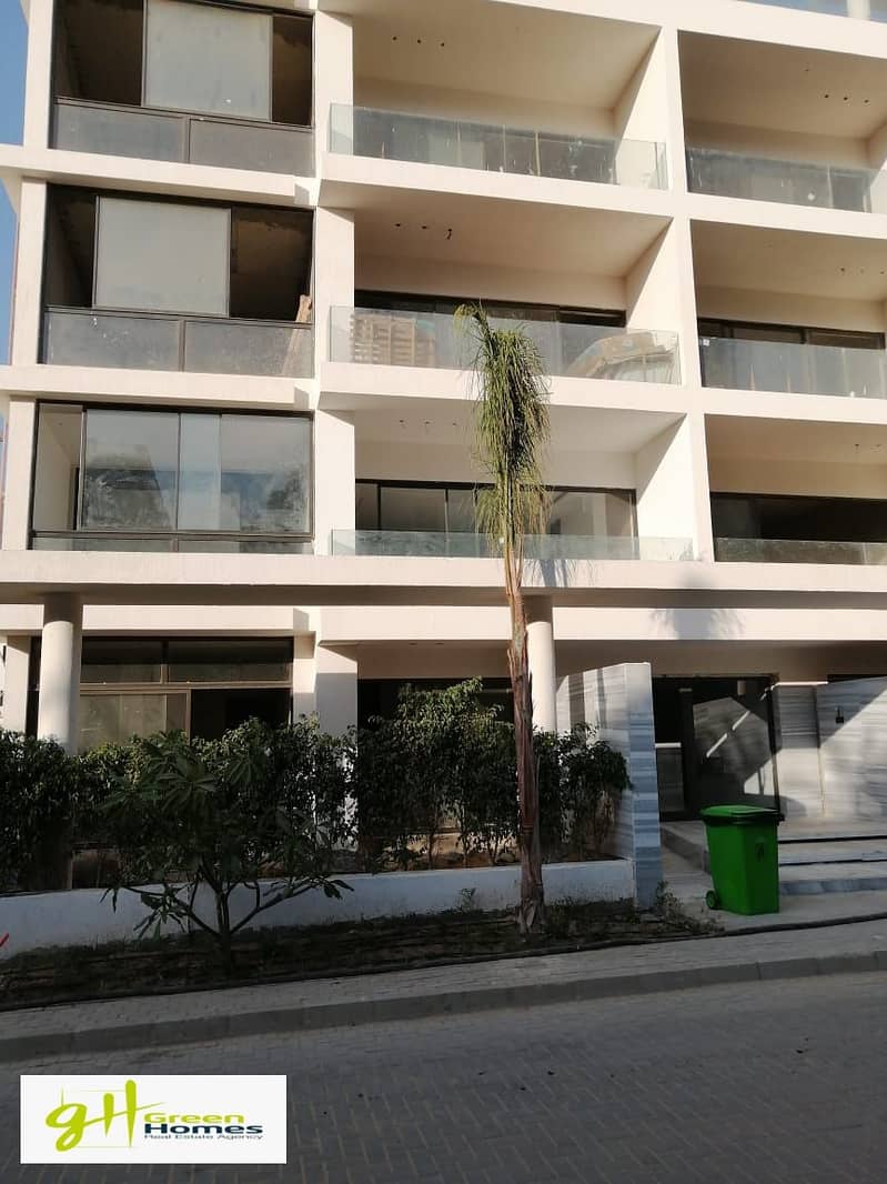 Apartment Bahary with Prime Location For Sale at Lake View Residence 2 - NEW CAIRO 1