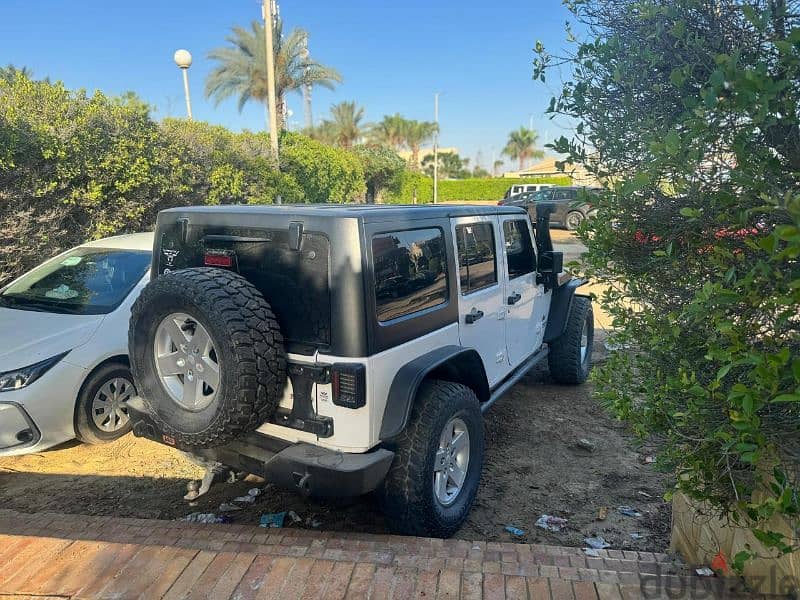 Jeep Wrangler 2011 1