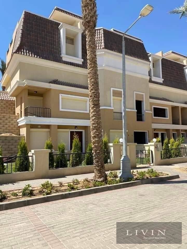 Villa corner 3 floors, 5 rooms for sale at the price of an apartment with an open view on the landscape in front of Madinaty in Sarai Compound 1