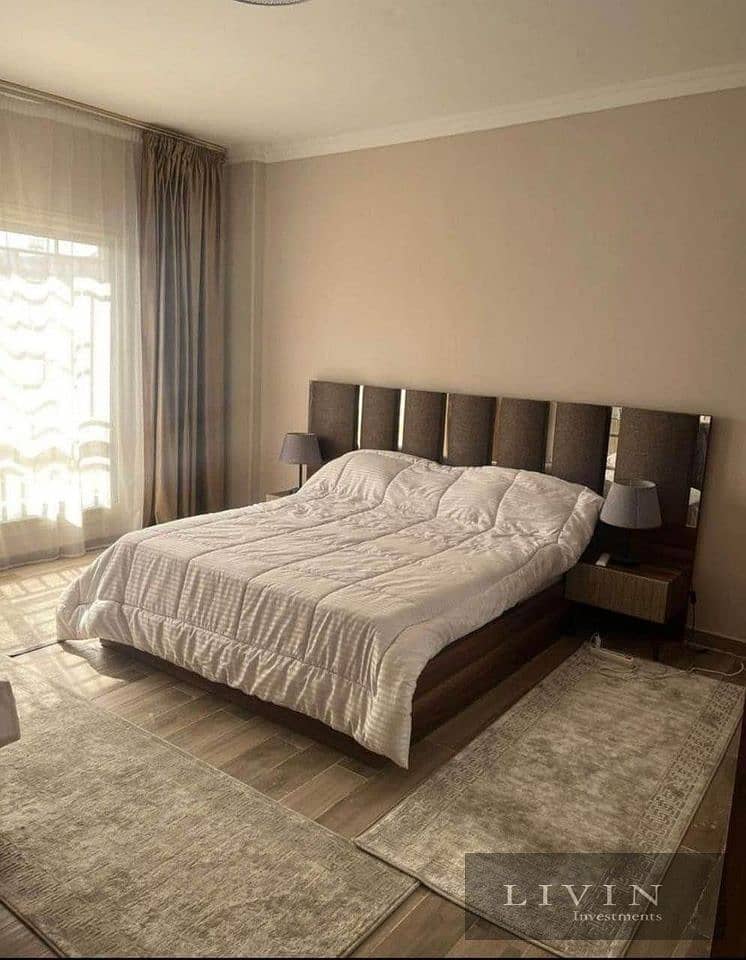 Sky villa 4 rooms for sale, 215 meters + roof area, in Telal East New Cairo Compound, next to AUC, in installments for a long period 5