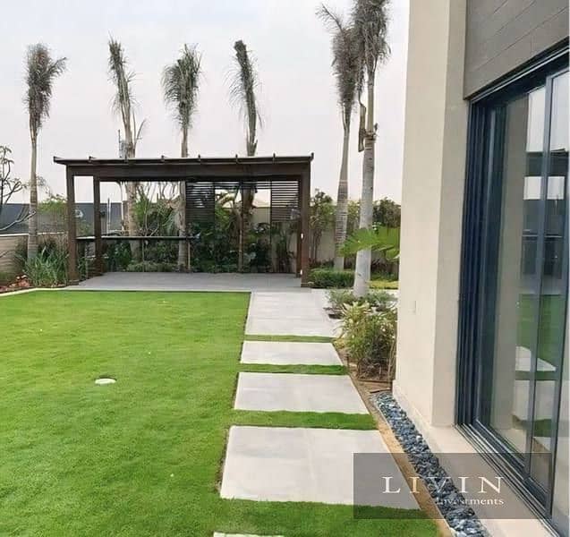 Stand alone villa with a large area of ​​240 m for sale, double view landscape, at the best price in Sarai Compound in the heart of New Cairo 2