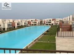 3-bedroom penthouse for sale in Marassi at the lowest price in Market View directly on the sea 0