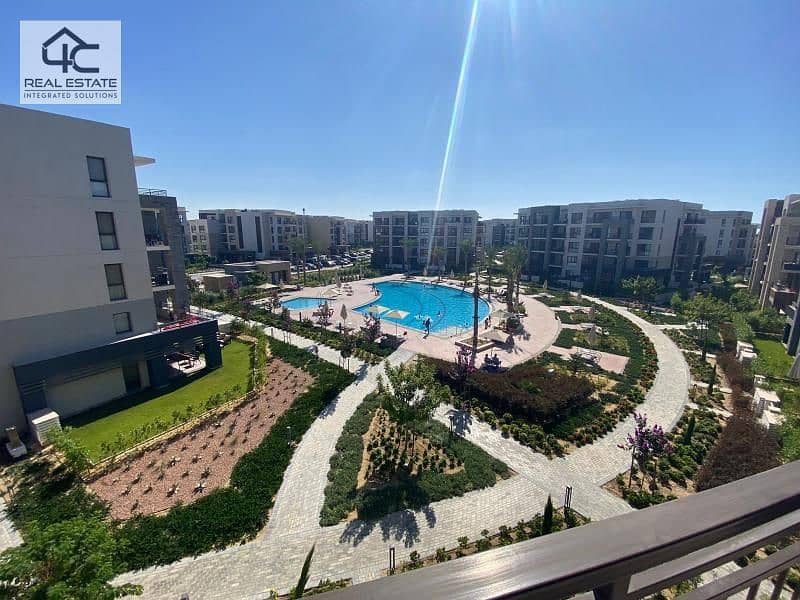 3-bedroom penthouse for sale in Marassi at the lowest price in Market View directly on the sea 1