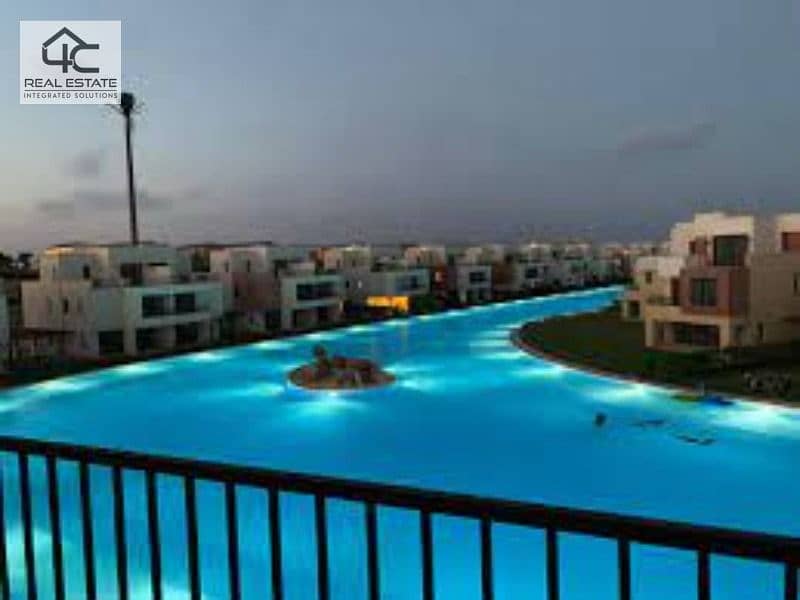 3-bedroom penthouse for sale in Marassi at the lowest price in Market View directly on the sea 5