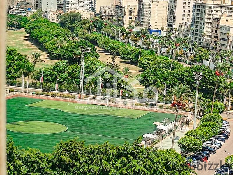 Residential unit for sale, 200 sqm, in Sporting with a view of the club. 0