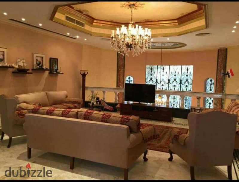 Furnished castle for sale in Beverly Hills, Shorouk, next to BUE, super deluxe finishing, area of ​​800 square meters 3