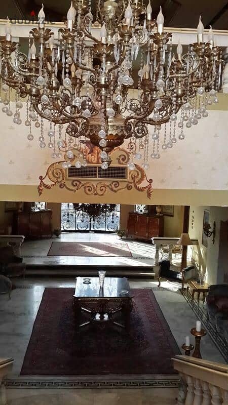 Furnished castle for sale in Beverly Hills, Shorouk, next to BUE, super deluxe finishing, area of ​​800 square meters 11