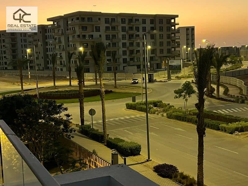 At the best price for sale, a 199 sqm apartment fully  finished with air conditioners, ready to move in Al Burouj Compound 3