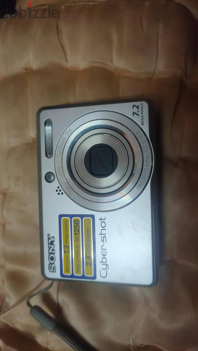 Sony Cyber-shot Digital Camera 1