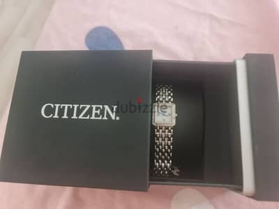 ساعة سيتيزن أصلية مرصعة بالفصوص و ضد الماء original Citizen watch