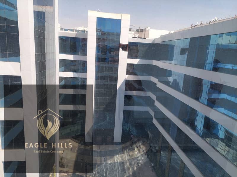 مقر ادري للايجار في ترافيم كومبلكس في التجمع علي التسعين الشمالي متشطب بالتكيفات  office for rent in trivium complex on 90north 6